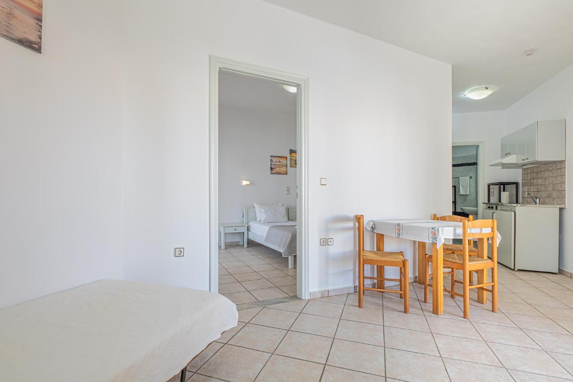 Marias Studios And Apartments Platanés Room photo